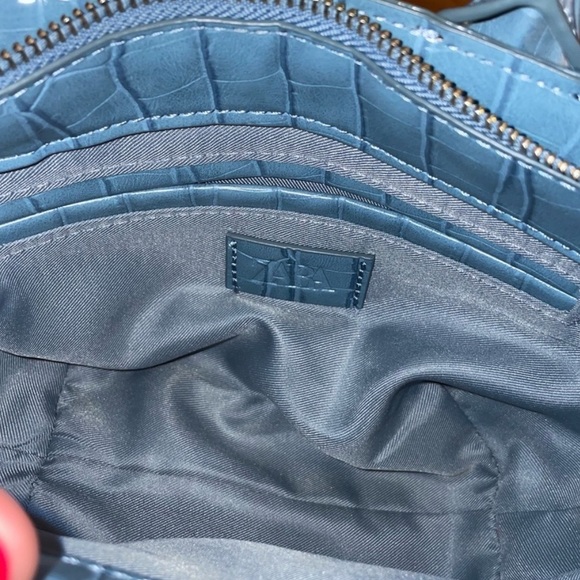 Blue Croc Bag - Picture 4 of 5